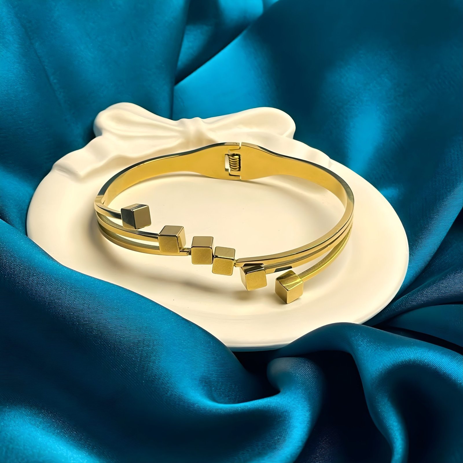 open-ended gold plated cuff bracelet - Image 3