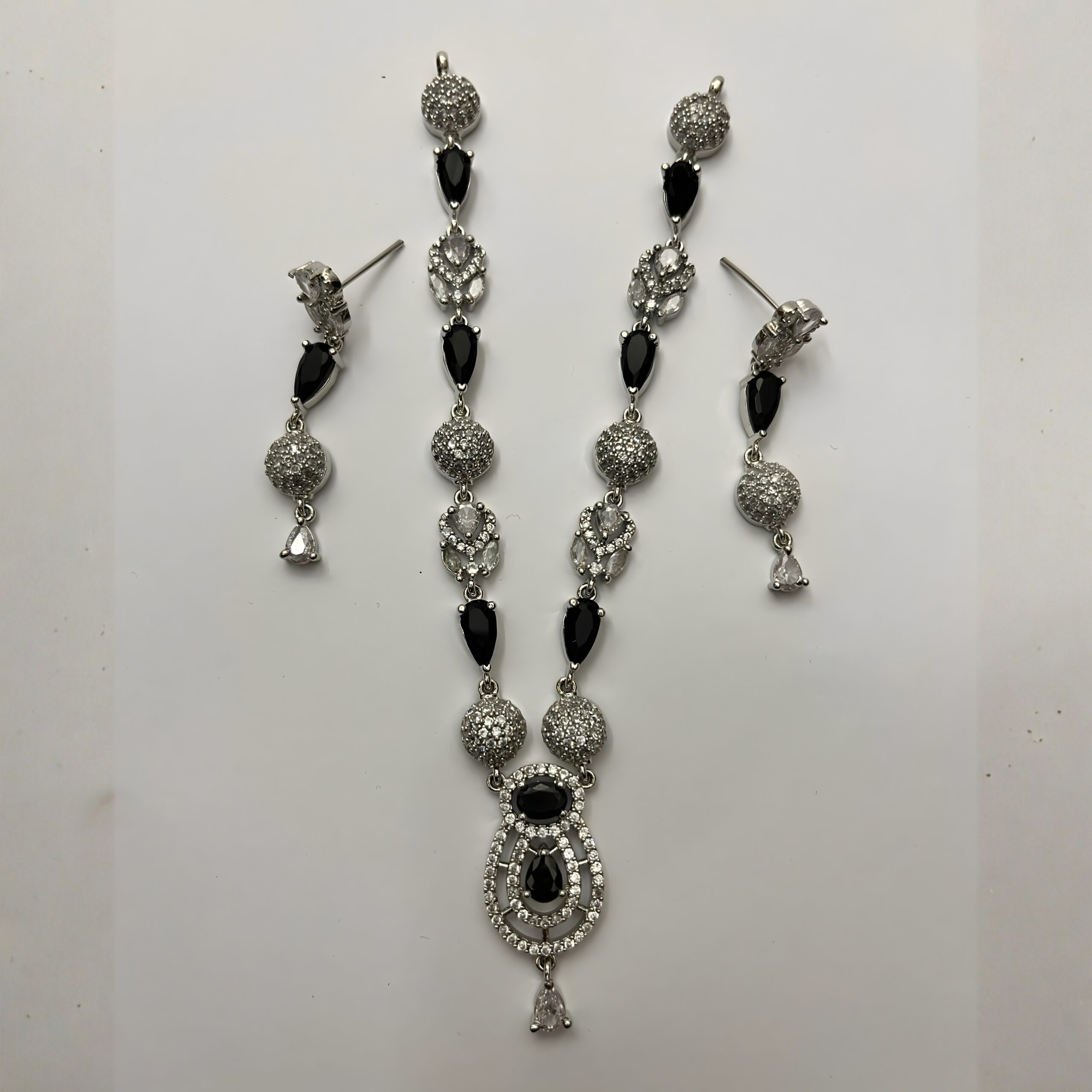 Elegant Silver-Toned Necklace and Earring Set